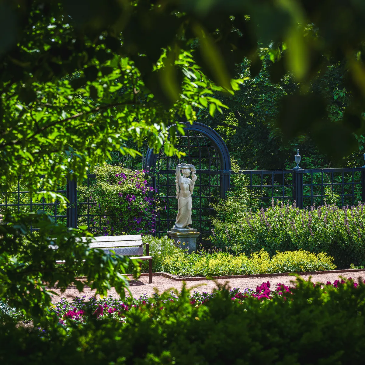 Gallery image of Cantigny Park