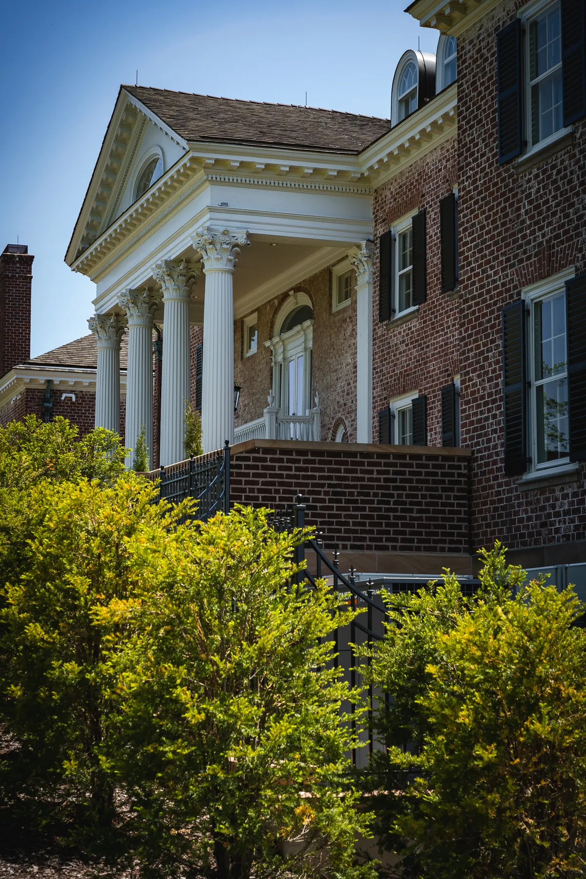 Gallery image of Cantigny Park