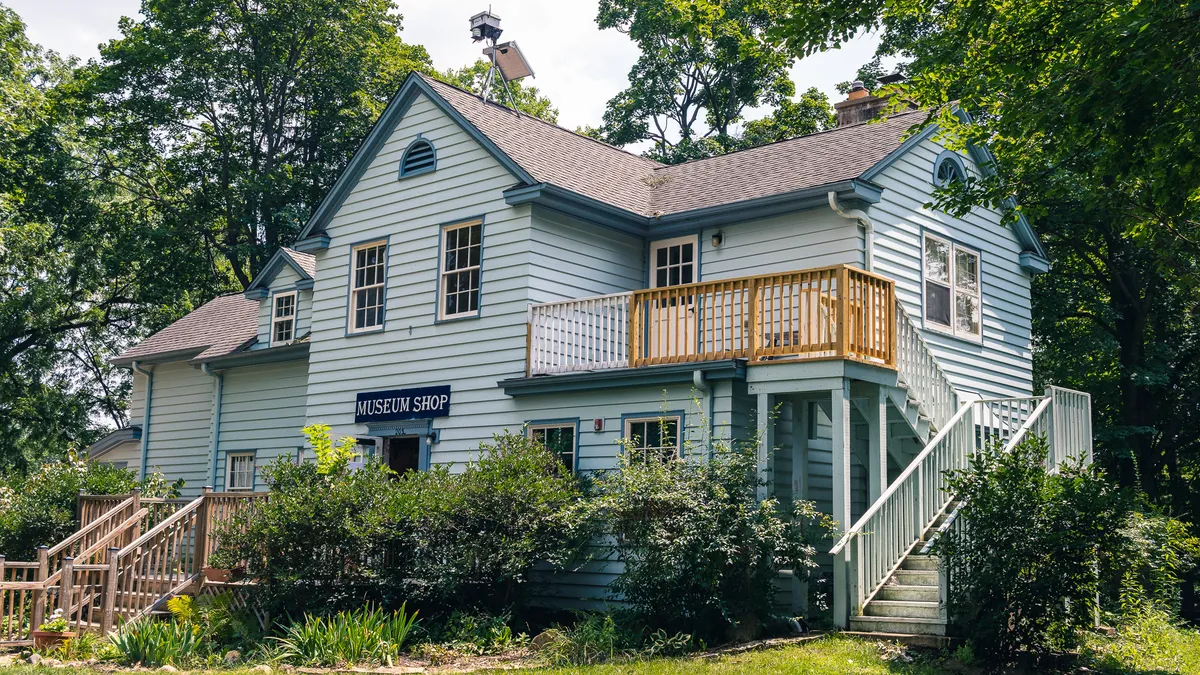 Gallery image of Spring Valley